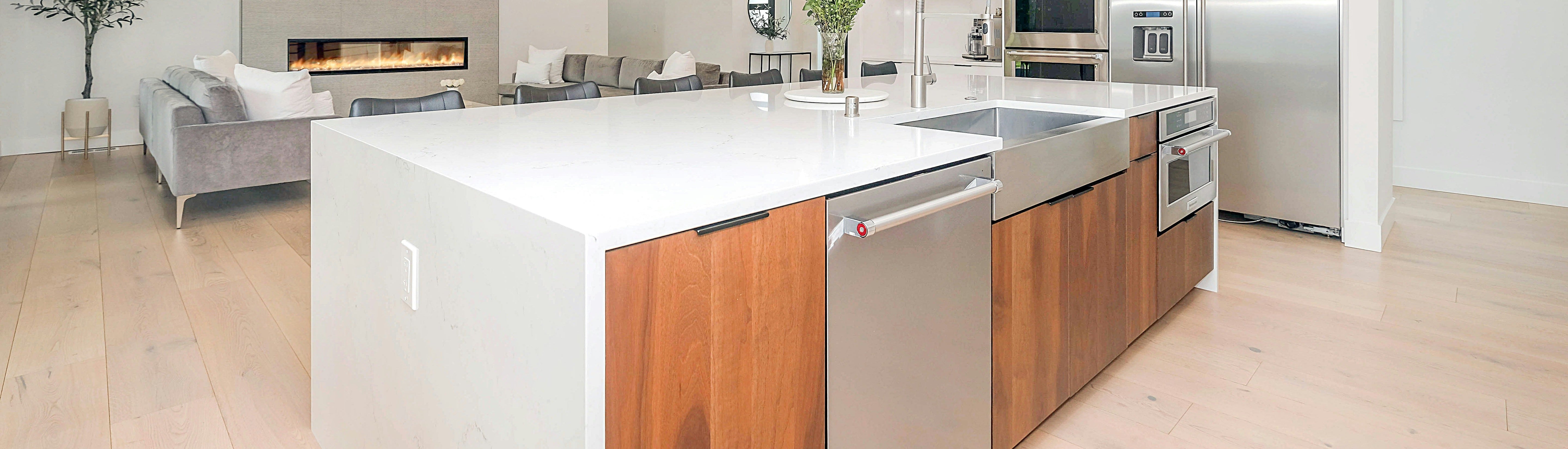 Lacquered Engineered Wood Flooring