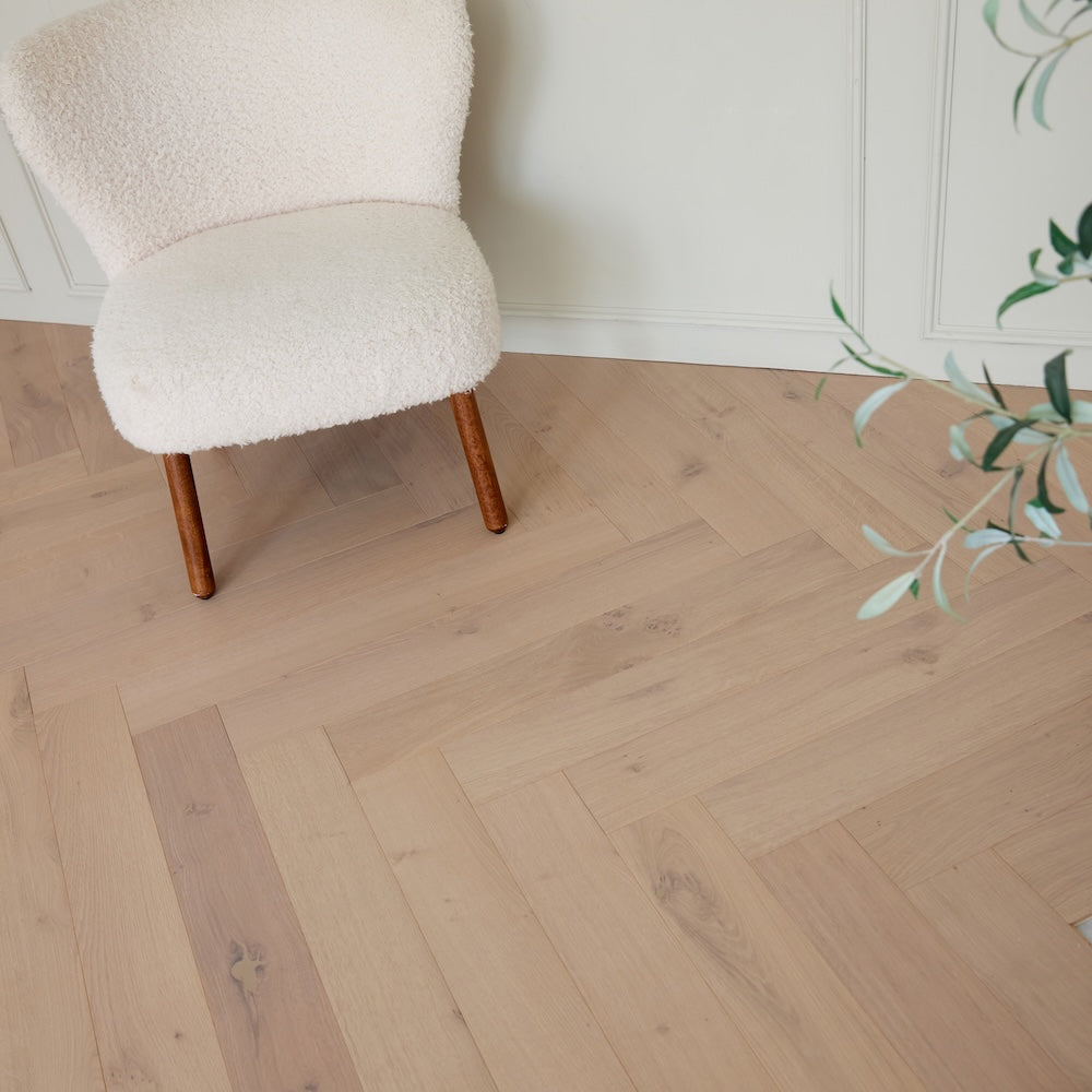 Natura Herringbone Pinot Oak Engineered Wood Flooring 15/4mm