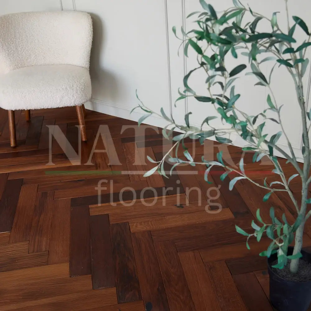 Natura Herringbone Solid Oak Flooring 18mm
