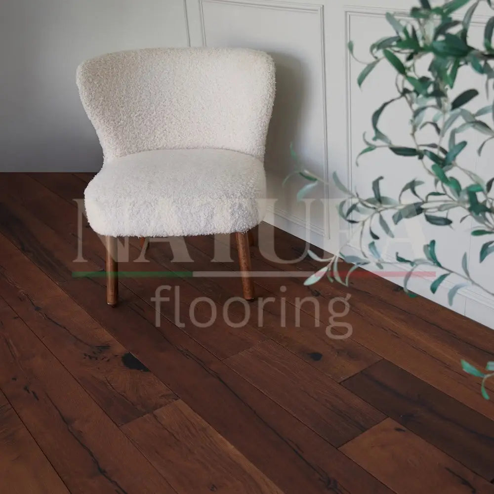 Natura Reclaimed Solid Oak Flooring 180/18mm